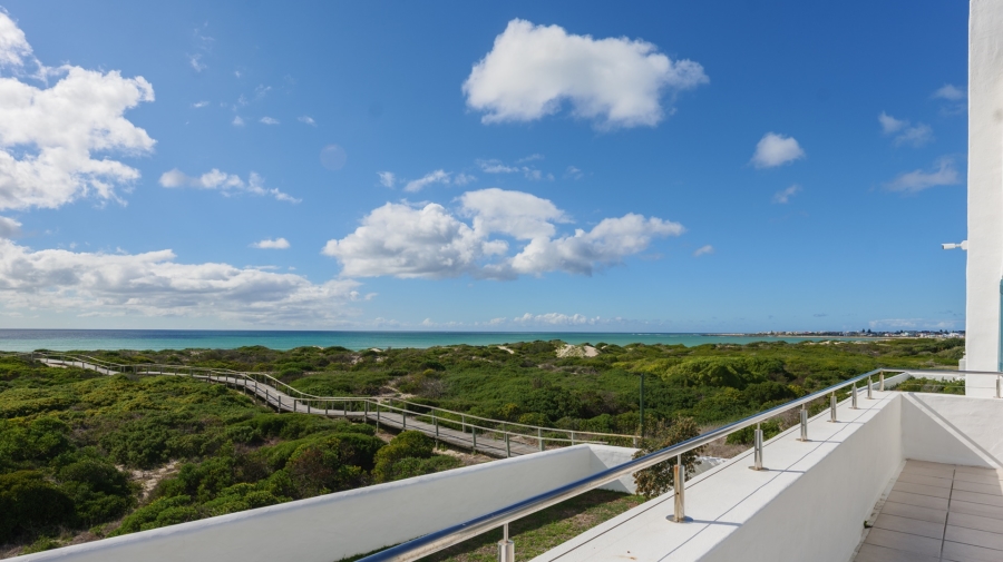 5 Bedroom Property for Sale in Struisbaai Western Cape